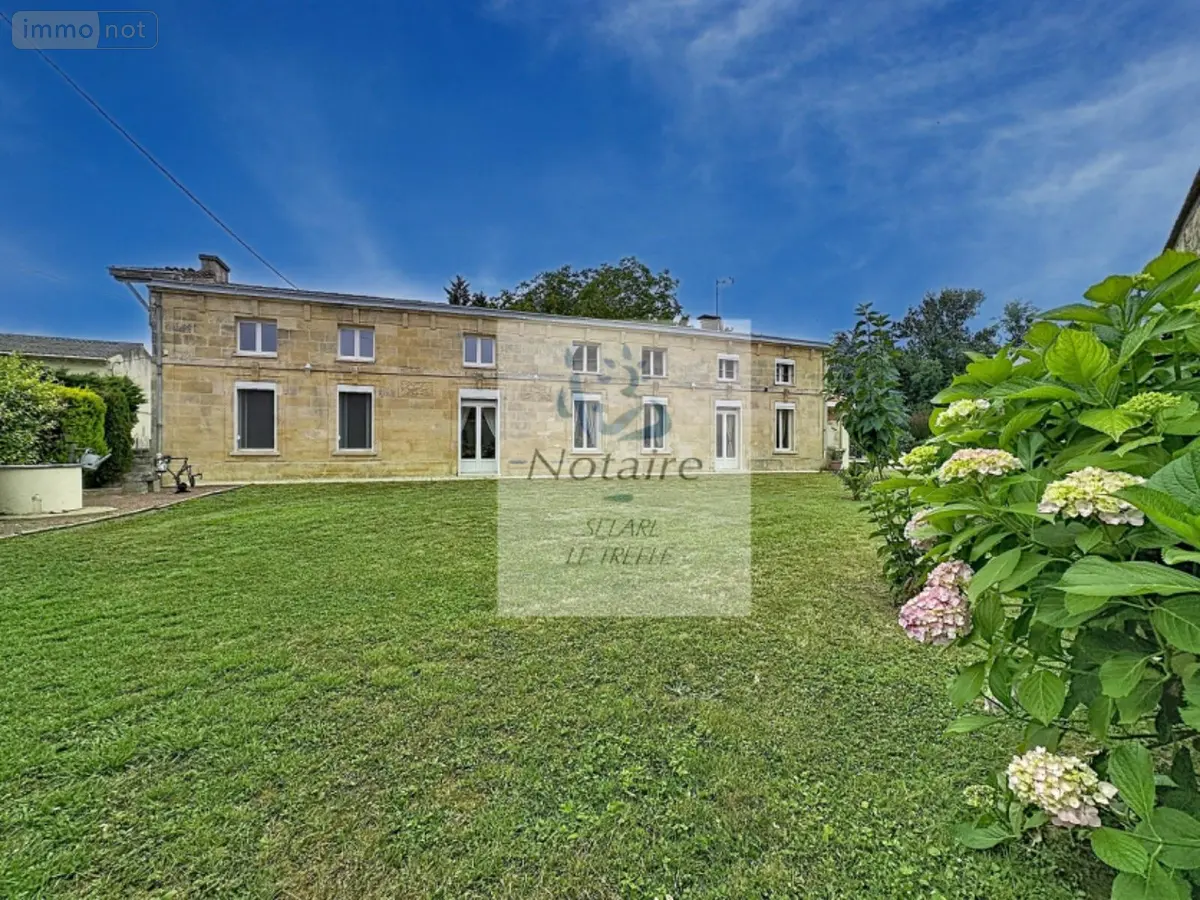 Maison a vendre Blaye 33390 Gironde 33 241 m2 9 pièces 388500 euros 11633/537 001