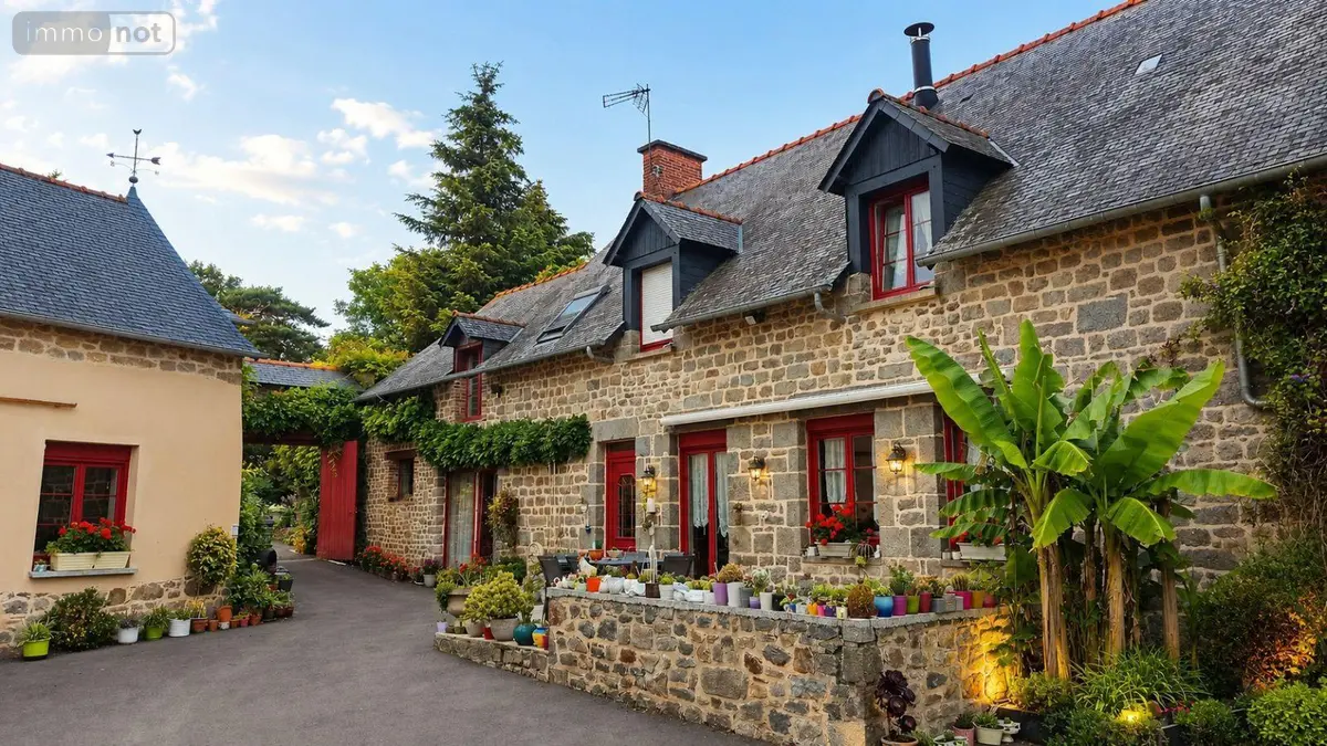 Viager maison Combourg 35270 Ille-et-Vilaine 35 237 m2 7 pièces 250000 euros 091-879 001