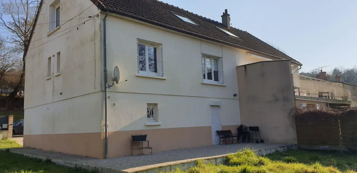 Location maison Conflans-sur-Anille 72120 Sarthe 72 118 m2 700 euros 101/2007 001