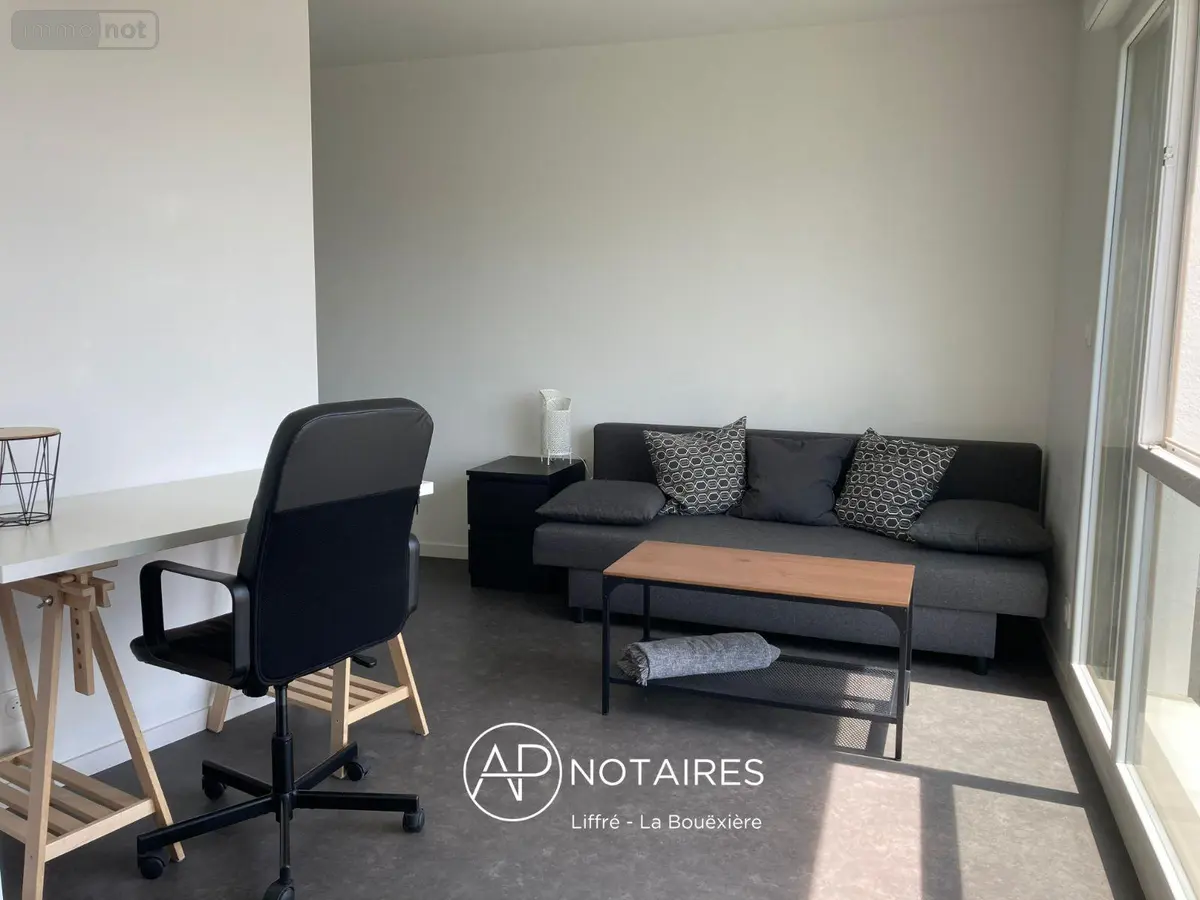 Location appartement Rennes 35000 Ille-et-Vilaine 35 24 m2 1 pièce 660 euros 35026/1 001