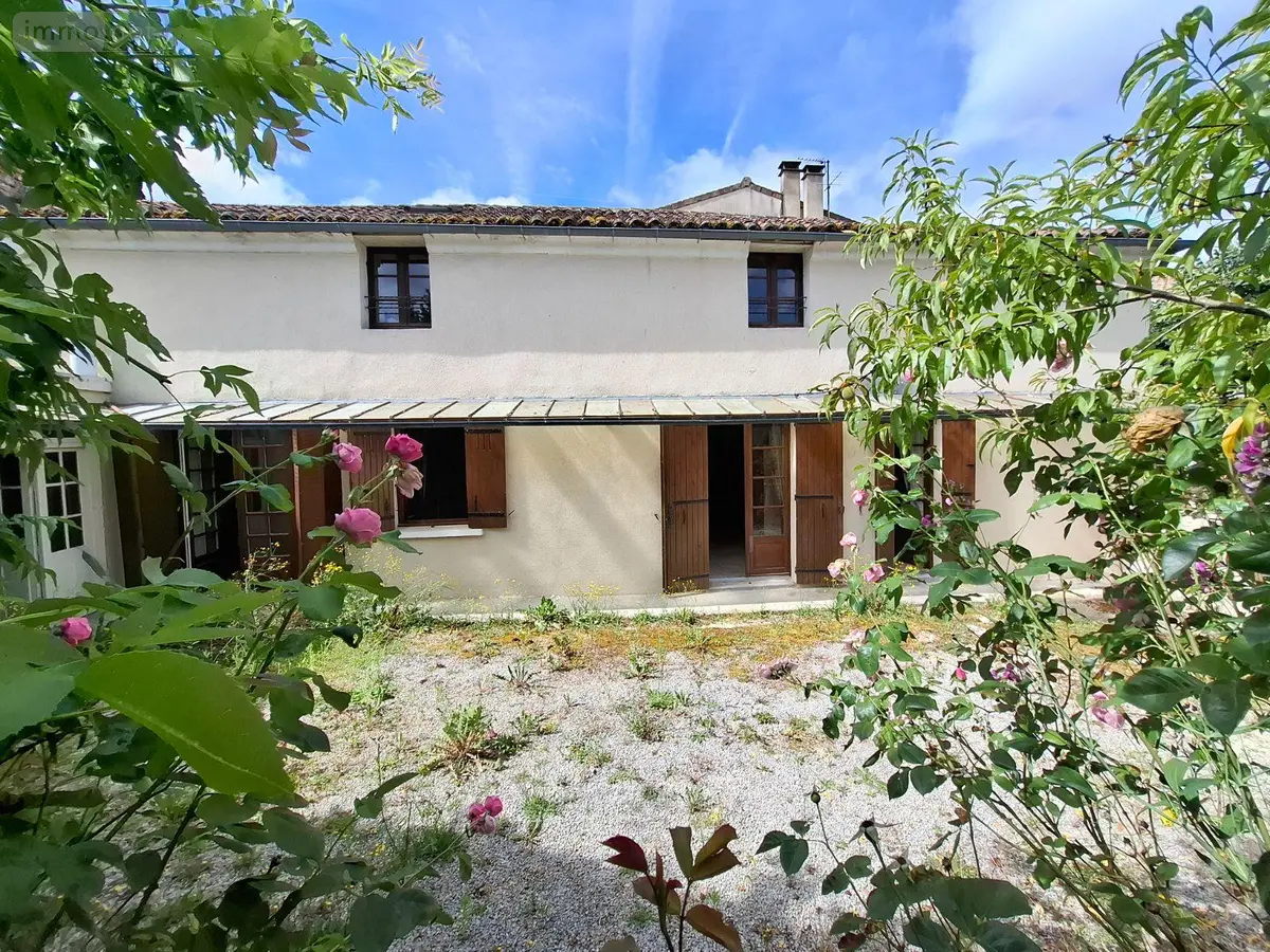 Maison a vendre Brantôme en Périgord 24310 Dordogne 24 134 m2 5 pièces 151520 euros 18113/181 001