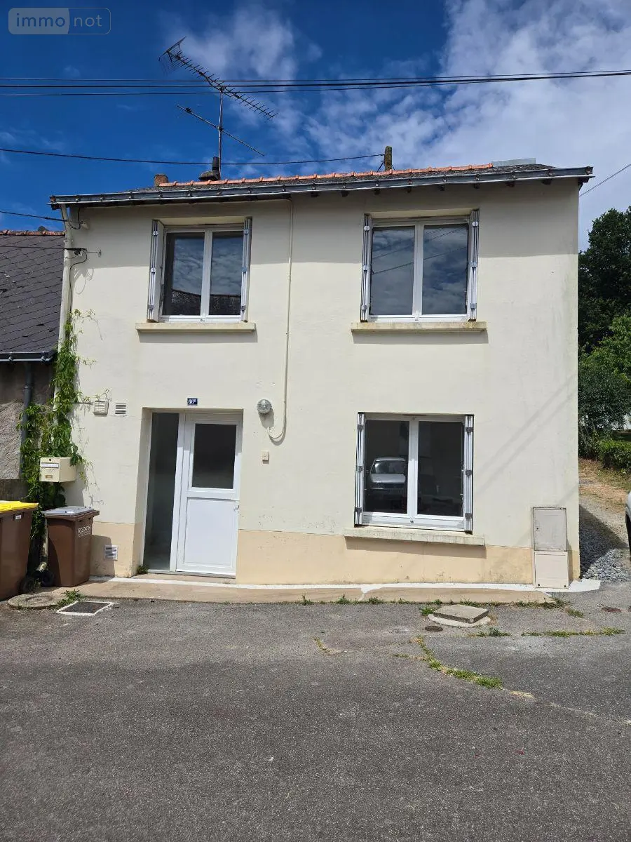 Location maison Redon 35600 Ille-et-Vilaine 35 58 m2 3 pièces 715 euros L1397 001