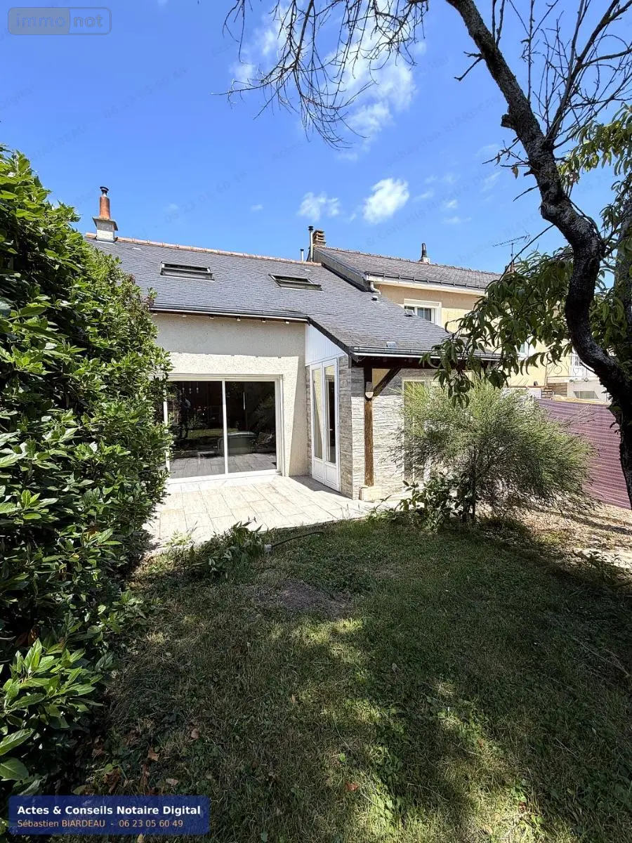 Maison a vendre Cinais 37500 Indre-et-Loire 37 212 m2 251900 euros 37049-147 001