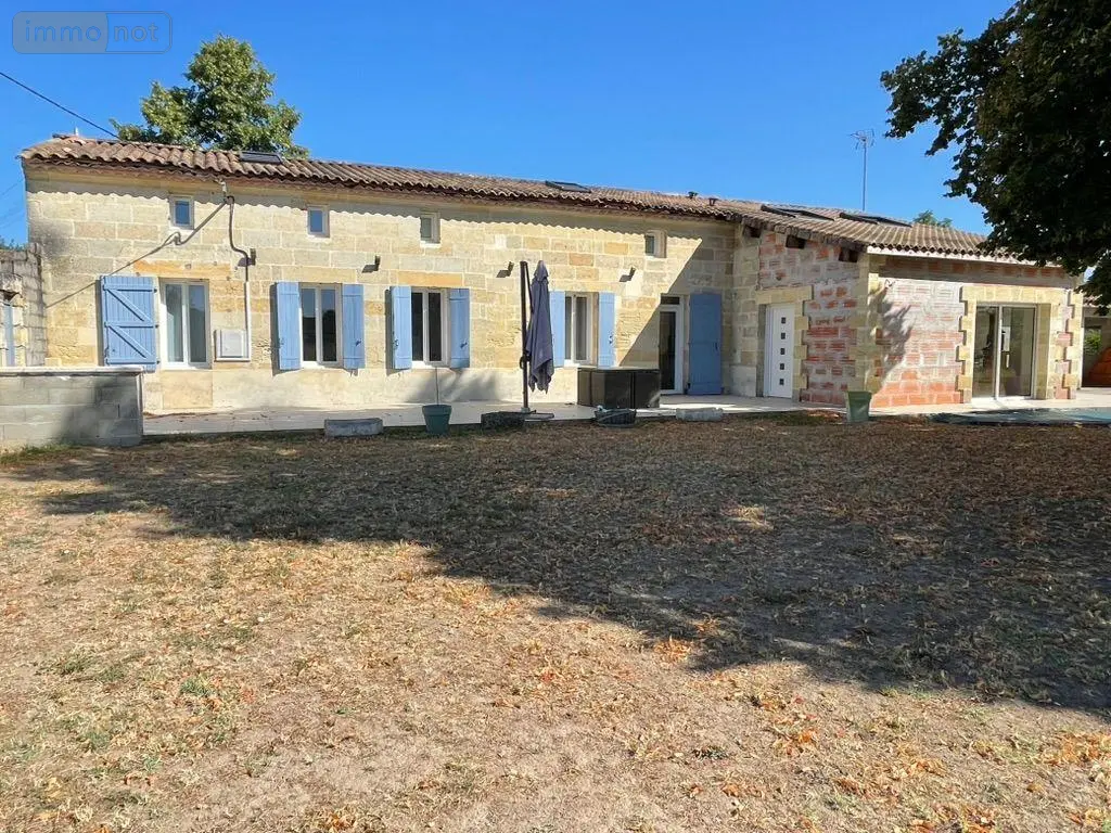 Maison a vendre Saint-Médard-de-Guizières 33230 Gironde 33 212 m2 349800 euros 33204/15 001