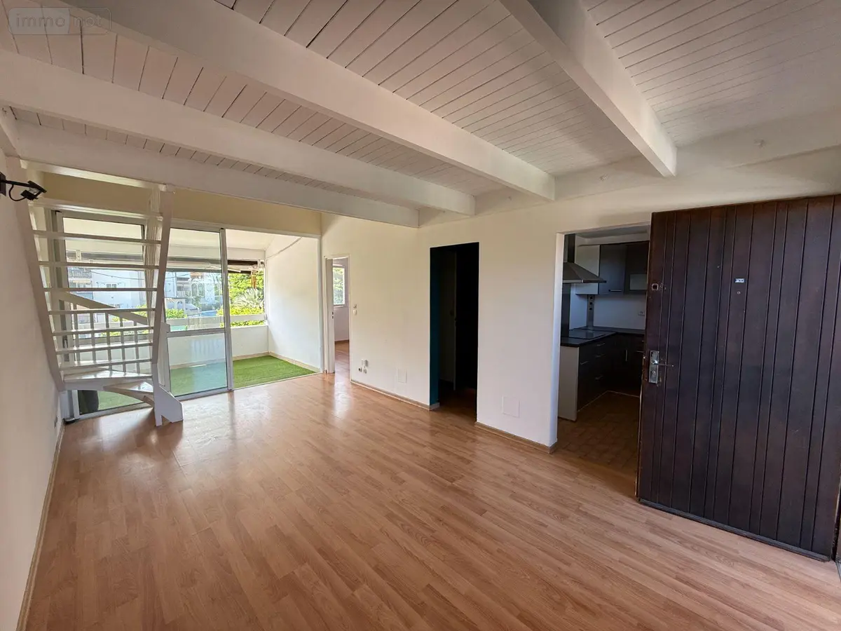 Appartement a vendre Saint-Paul 97411 La Réunion 974 63 m2 3 pièces 305000 euros 97424/292 001