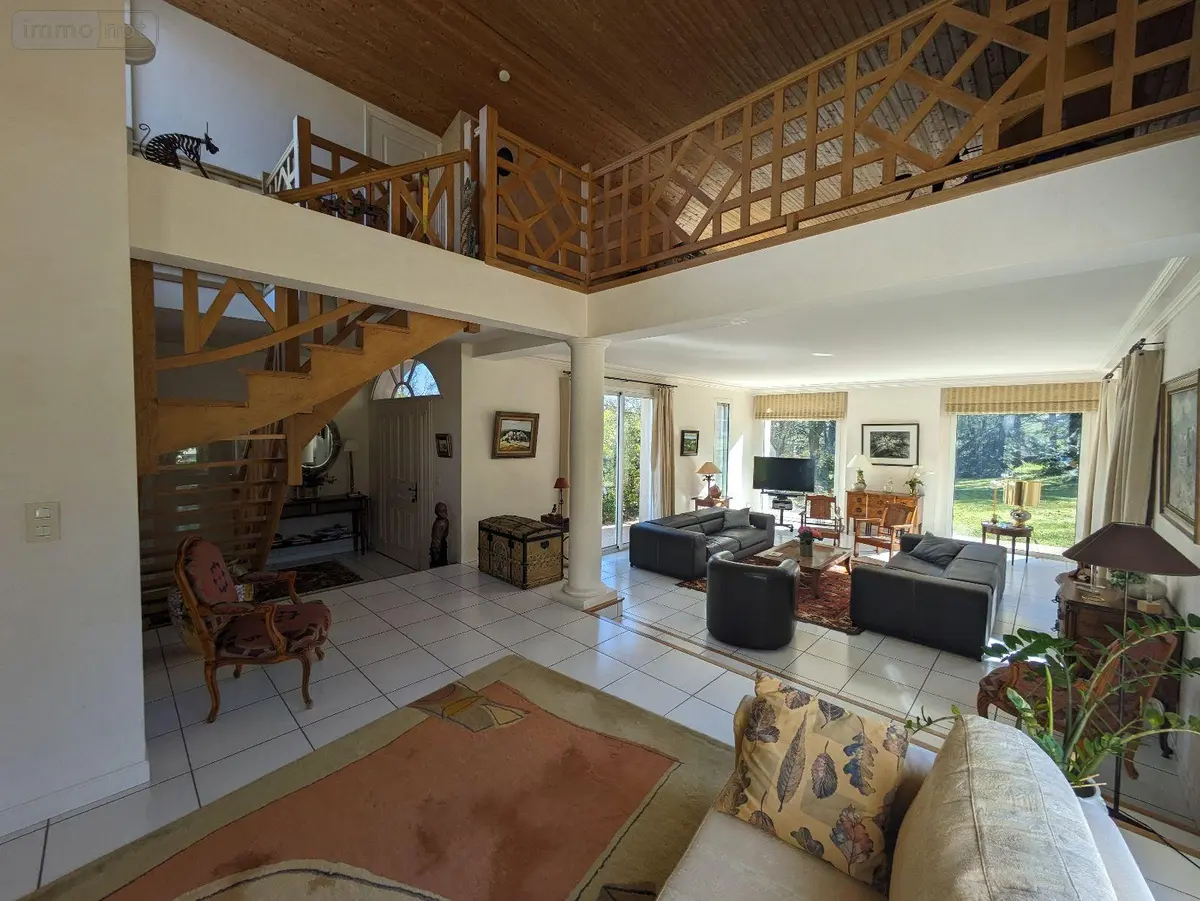 Maison a vendre Les Herbiers 85500 Vendée 85 254 m2 9 pièces 545000 euros 85013-1090086 001