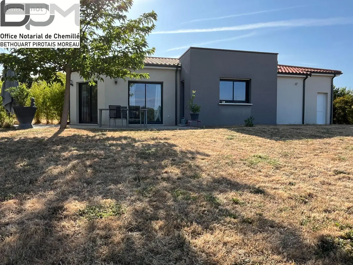 Maison a vendre Chemillé-en-Anjou 49120 Maine-et-Loire 49 116 m2 351900 euros 49062/825 001