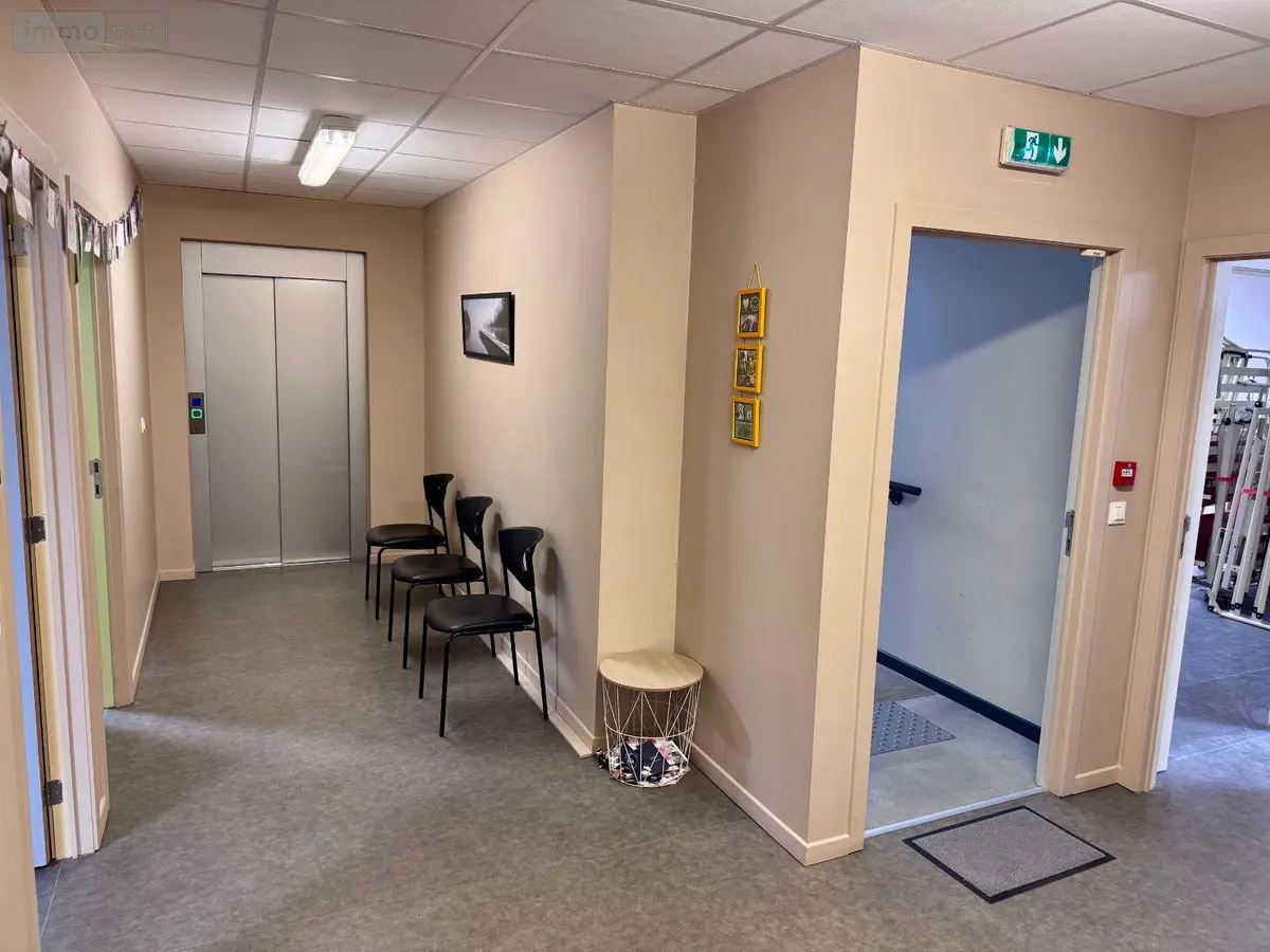 Location fonds et murs commerciaux Téteghem-Coudekerque-Village 59229 Nord 59 71 m2 2 pièces 1032 euros S5457 001