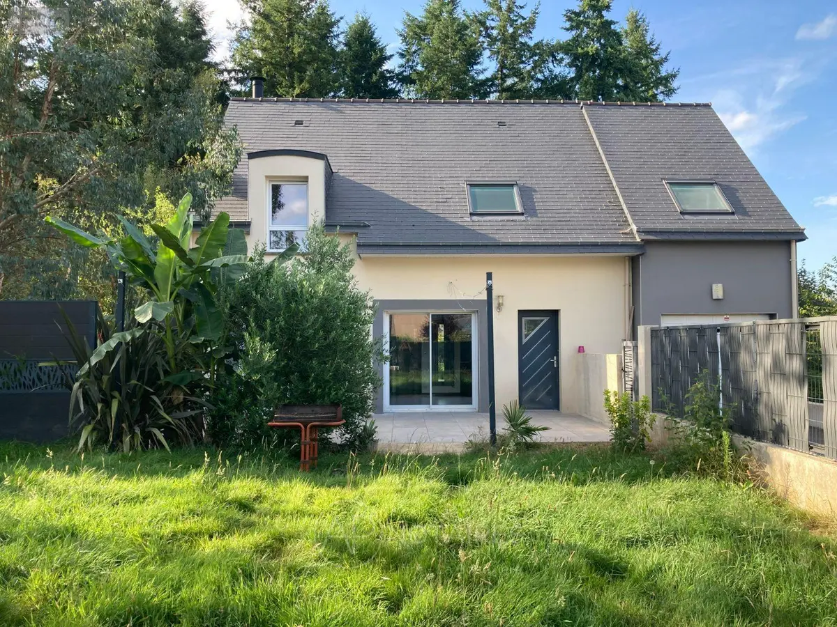 Location maison Maen Roch 35460 Ille-et-Vilaine 35 116 m2 6 pièces 960 euros 35026/9 001
