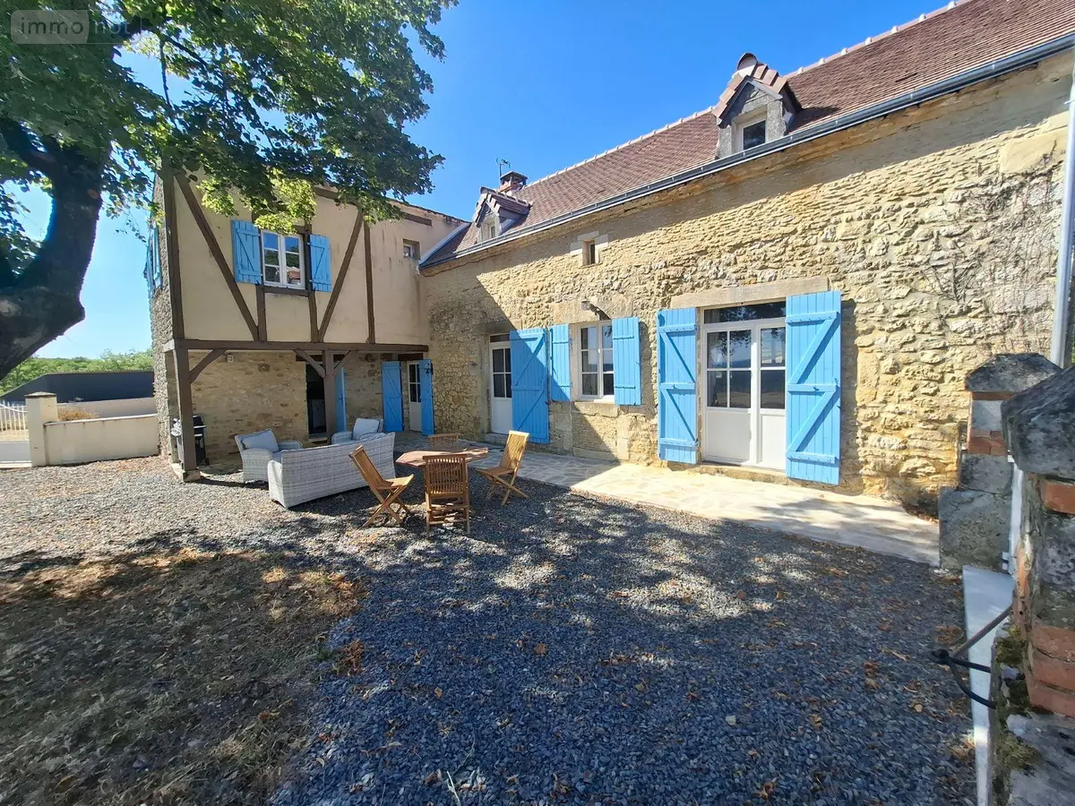 Maison a vendre Salignac-Eyvigues 24590 Dordogne 24 141 m2 5 pièces 324880 euros 18113/190 001