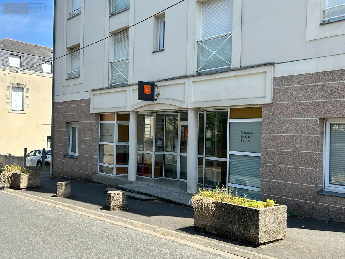 Location fonds et murs commerciaux Chalonnes-sur-Loire 49290 Maine-et-Loire 49 169 m2 6 pièces 2595 euros 12516/1329 001