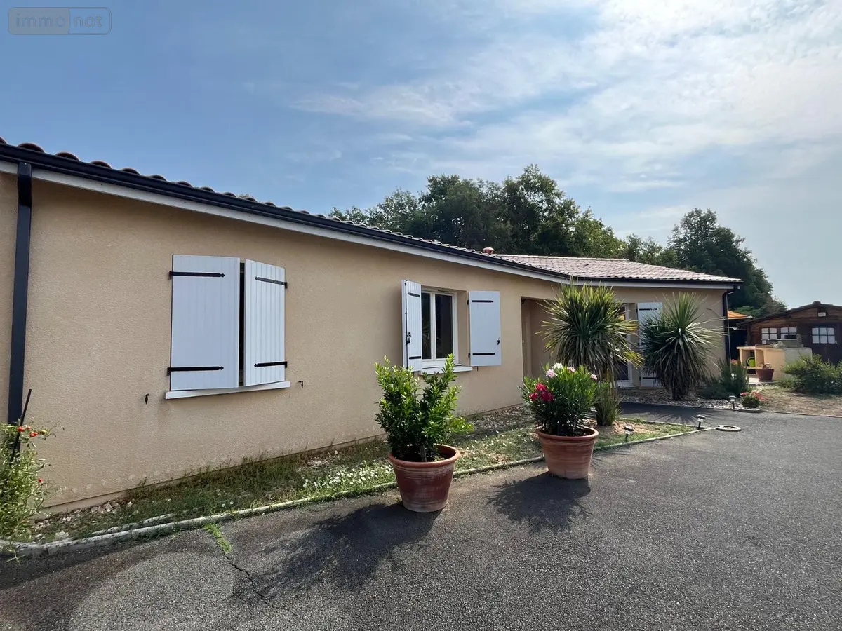 Maison a vendre Coutras 33230 Gironde 33 109 m2 5 pièces 235000 euros 118/1660 001