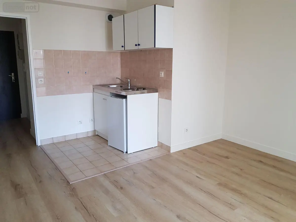 Location appartement Le Mans 72000 Sarthe 72 20 m2 450 euros 13827/670 001