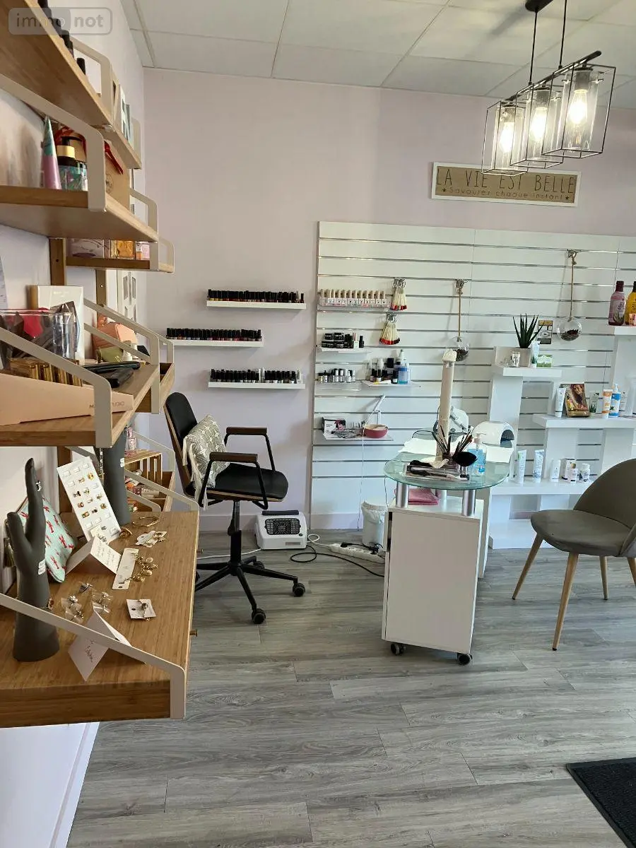 Location fonds et murs commerciaux Saint-Lô 50000 Manche 50 718 euros FMCO1275 001