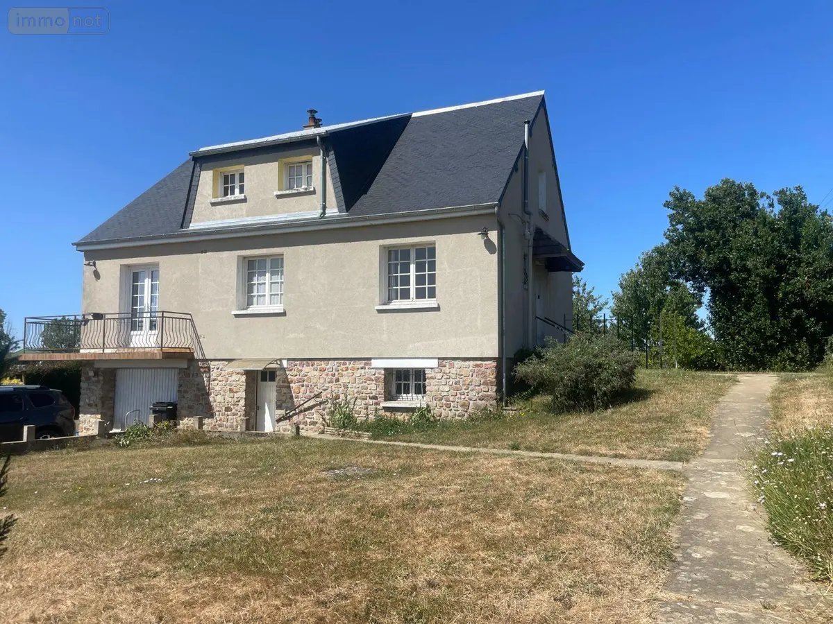 Maison a vendre Saint-Aubin-du-Désert 53700 Mayenne 53 137 m2 5 pièces 161392 euros 12703/3764 001