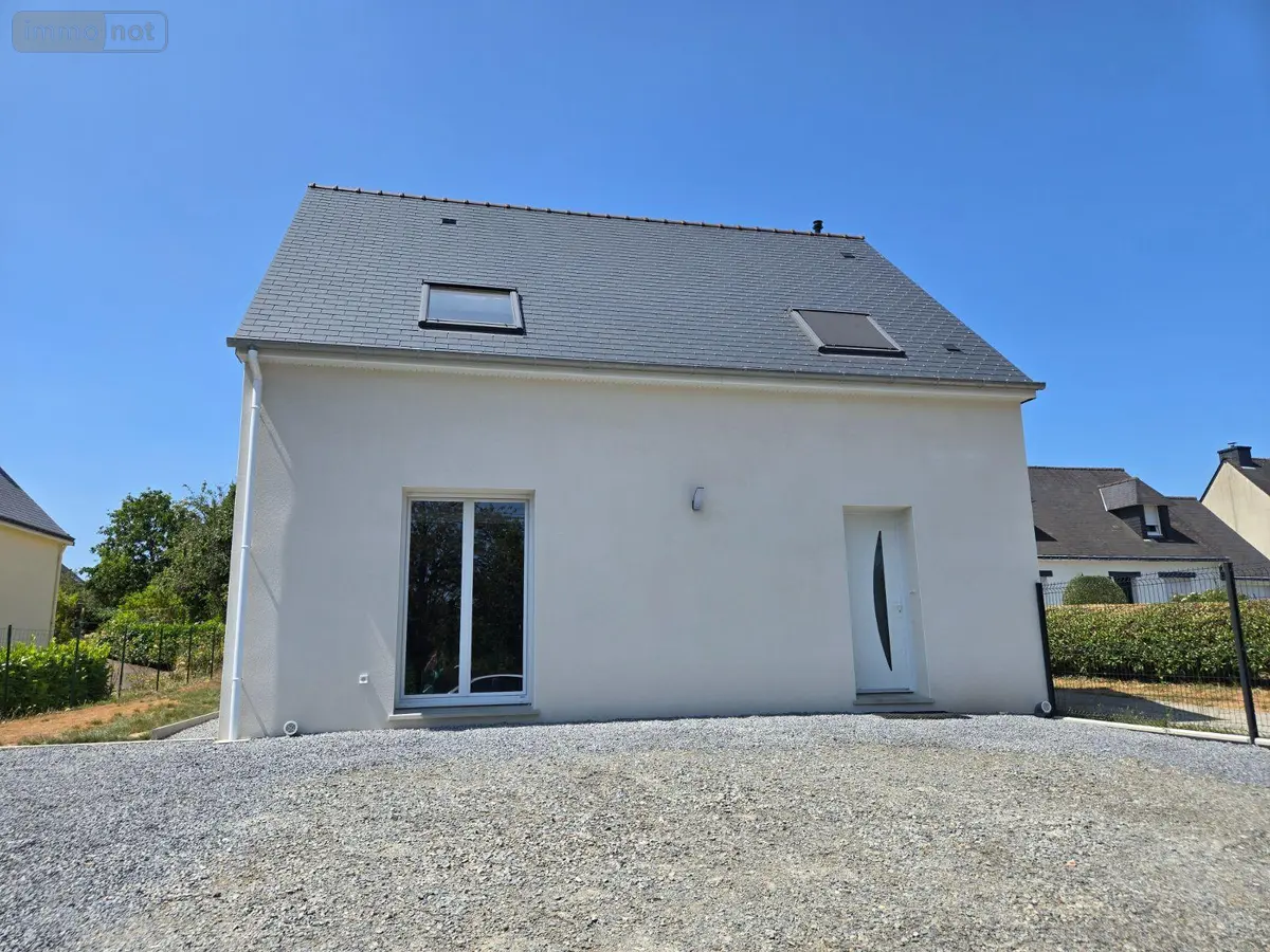 Location maison Rieux 56350 Morbihan 56 90 m2 5 pièces 970 euros L1398 001
