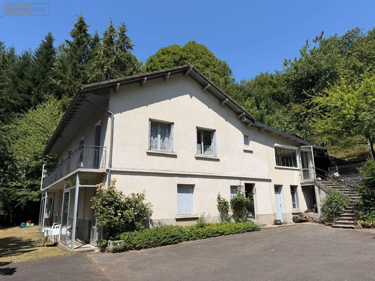 Maison a vendre Saint-Martin-Valmeroux 15140 Cantal 15 213 m2 8 pièces 139920 euros 15060/1285 001