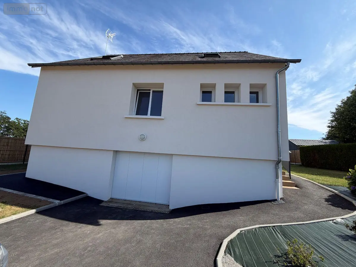 Location maison Maen Roch 35460 Ille-et-Vilaine 35 105 m2 1075 euros 155/184 001