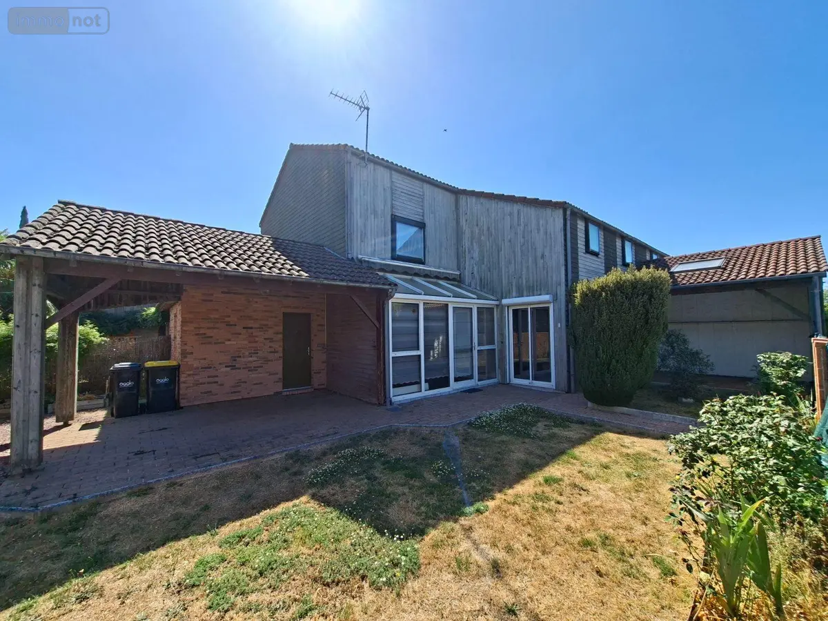 Maison a vendre Bressuire 79300 Deux-Sèvres 79 105 m2 5 pièces 147700 euros AGM 99* 001