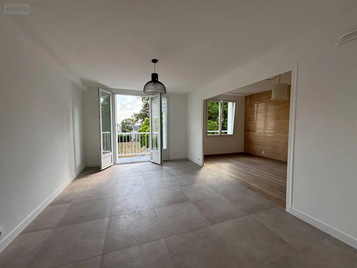 Location appartement Fougères 35300 Ille-et-Vilaine 35 71 m2 4 pièces 755 euros 1384 001