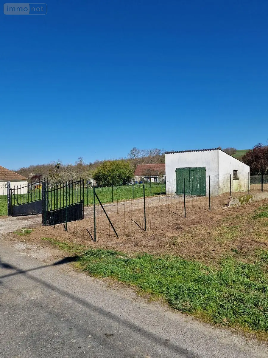 Garage et parking a vendre Le Menoux 36200 Indre 36 25 m2 1 pièce 15000 euros 037/2773 001
