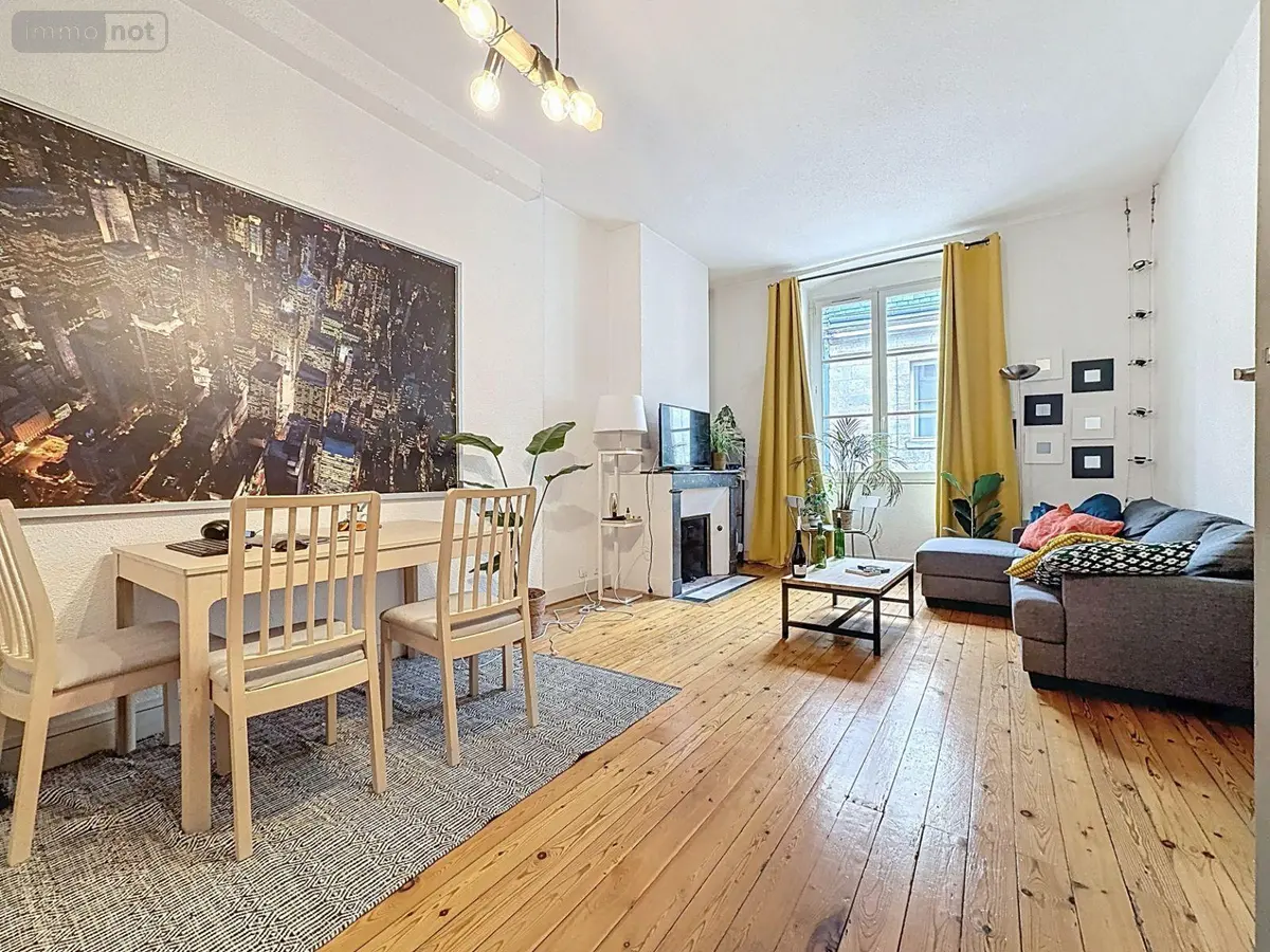 Appartement a vendre Bordeaux 33000 Gironde 33 48 m2 2 pièces 239200 euros 016/1121 001