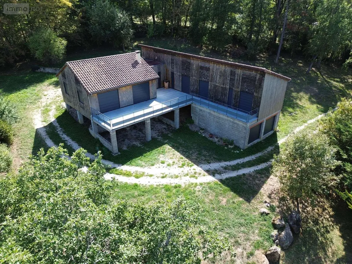 Maison a vendre Gourdon 46300 Lot 46 148 m2 5 pièces 306850 euros 46041/463 001