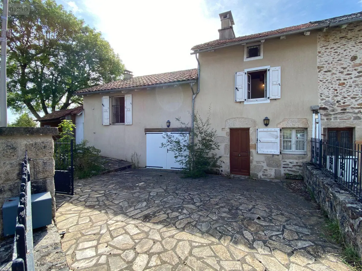 Maison a vendre Montvert 15150 Cantal 15 120 m2 6 pièces 137800 euros 15061-94 001