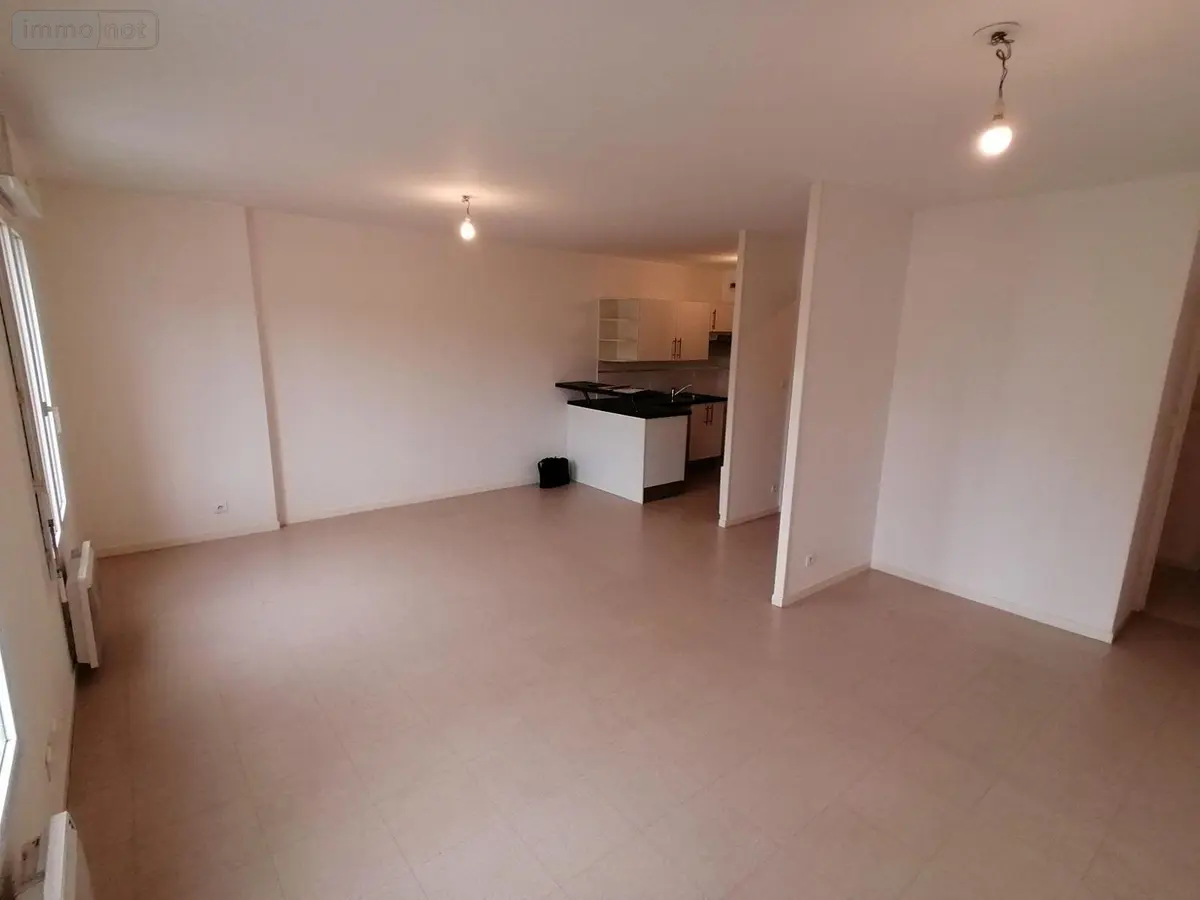 Location appartement Bruz 35170 Ille-et-Vilaine 35 60 m2 2 pièces 646 euros 35129-7007 001