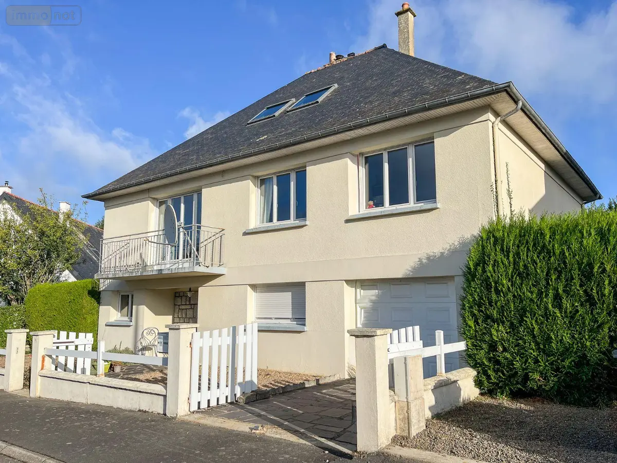 Maison a vendre La Mézière 35520 Ille-et-Vilaine 35 203 m2 8 pièces 343800 euros 020/664 001