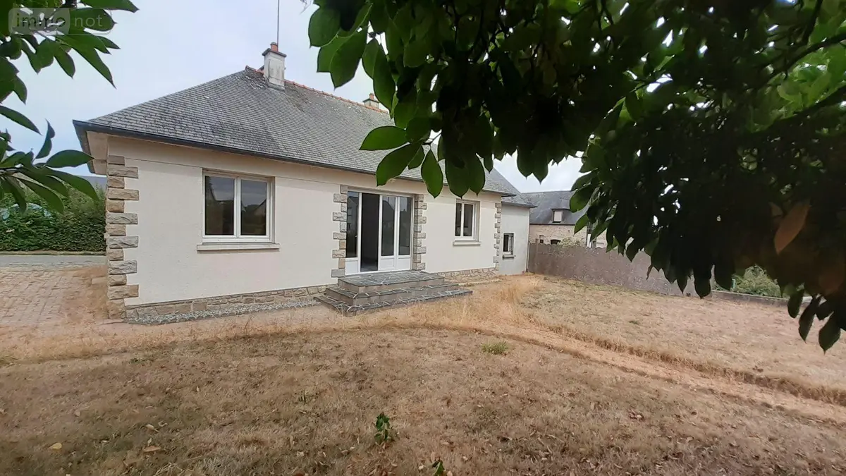 Location maison Billé 35133 Ille-et-Vilaine 35 63 m2 3 pièces 670 euros 35131-330 001