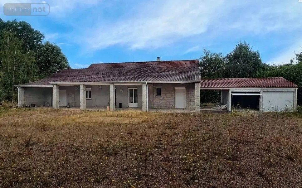Vente aux encheres maison Sainte-Feyre 23000 Creuse 23 124 m2 6 pièces 10986/760 001