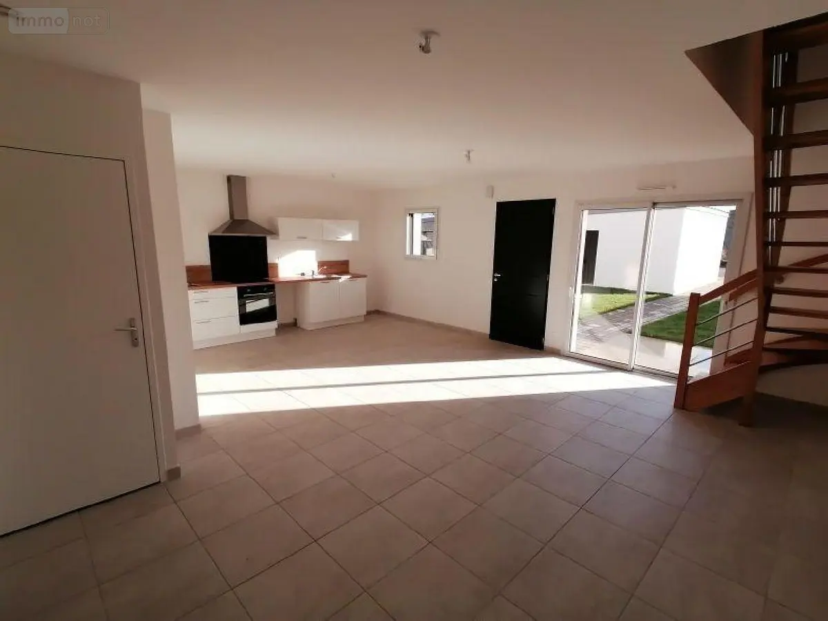 Location maison Saint-Erblon 35230 Ille-et-Vilaine 35 89 m2 5 pièces 976 euros 35129-7028 001