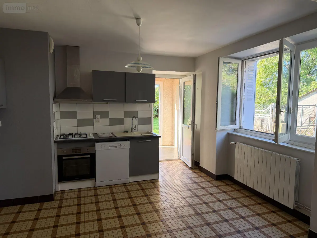 Maison a vendre Le Vigean 15200 Cantal 15 80 m2 5 pièces 137800 euros 15060/1295 001