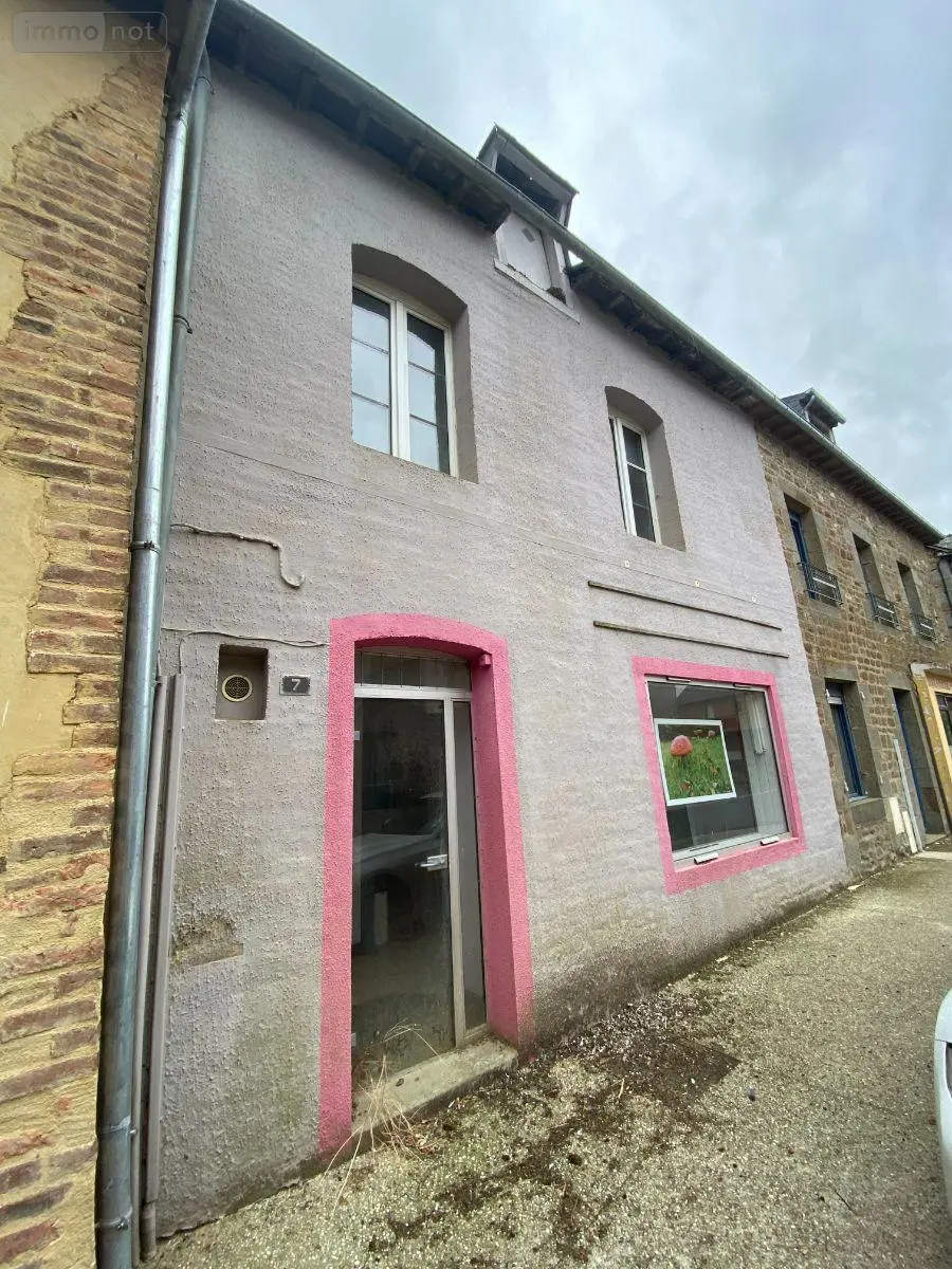 Immeuble de rapport a vendre Guipel 35440 Ille-et-Vilaine 35 80 m2 3 pièces 74900 euros 105/2056 001