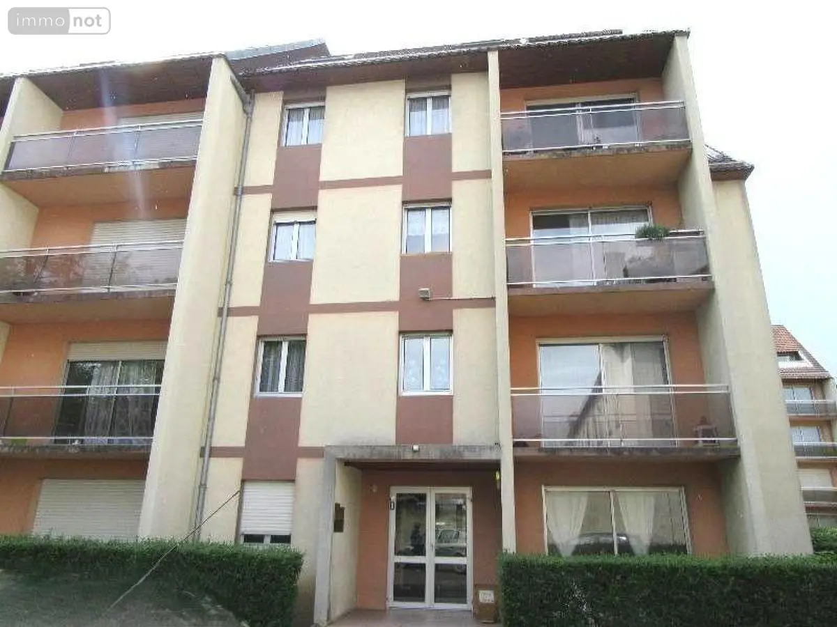 Location appartement Avallon 89200 Yonne 89 25 m2 1 pièce 301 euros 89099/140728 001