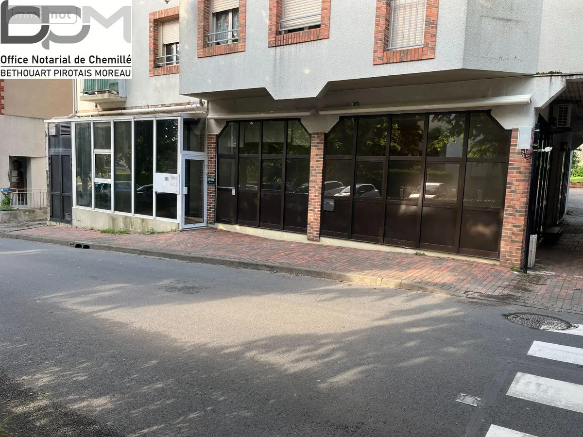 Fonds et murs commerciaux a vendre Chemillé-en-Anjou 49120 Maine-et-Loire 49 172 m2 260000 euros 49062/836 001