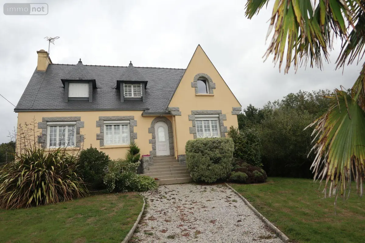 Maison a vendre Pont-de-Buis-lès-Quimerch 29590 Finistère 29 142 m2 219000 euros 2029 001