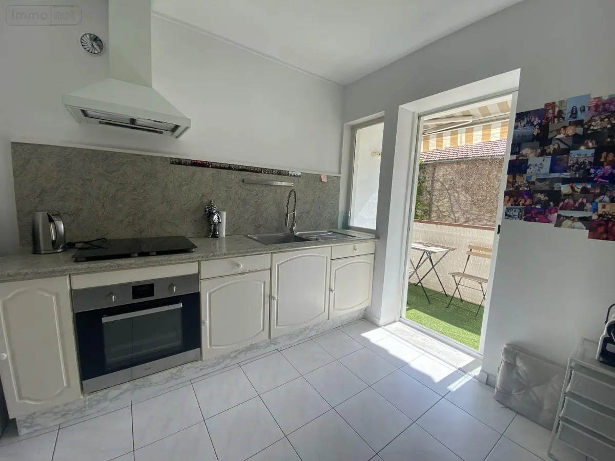 Appartement a vendre Bordeaux 33000 Gironde 33 67 m2 3 pièces 327600 euros 016/1127 001