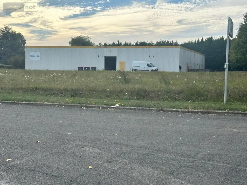 Fonds et murs commerciaux a vendre Bray-sur-Somme 80340 Somme 80 1500 m2 341400 euros 1/825 001