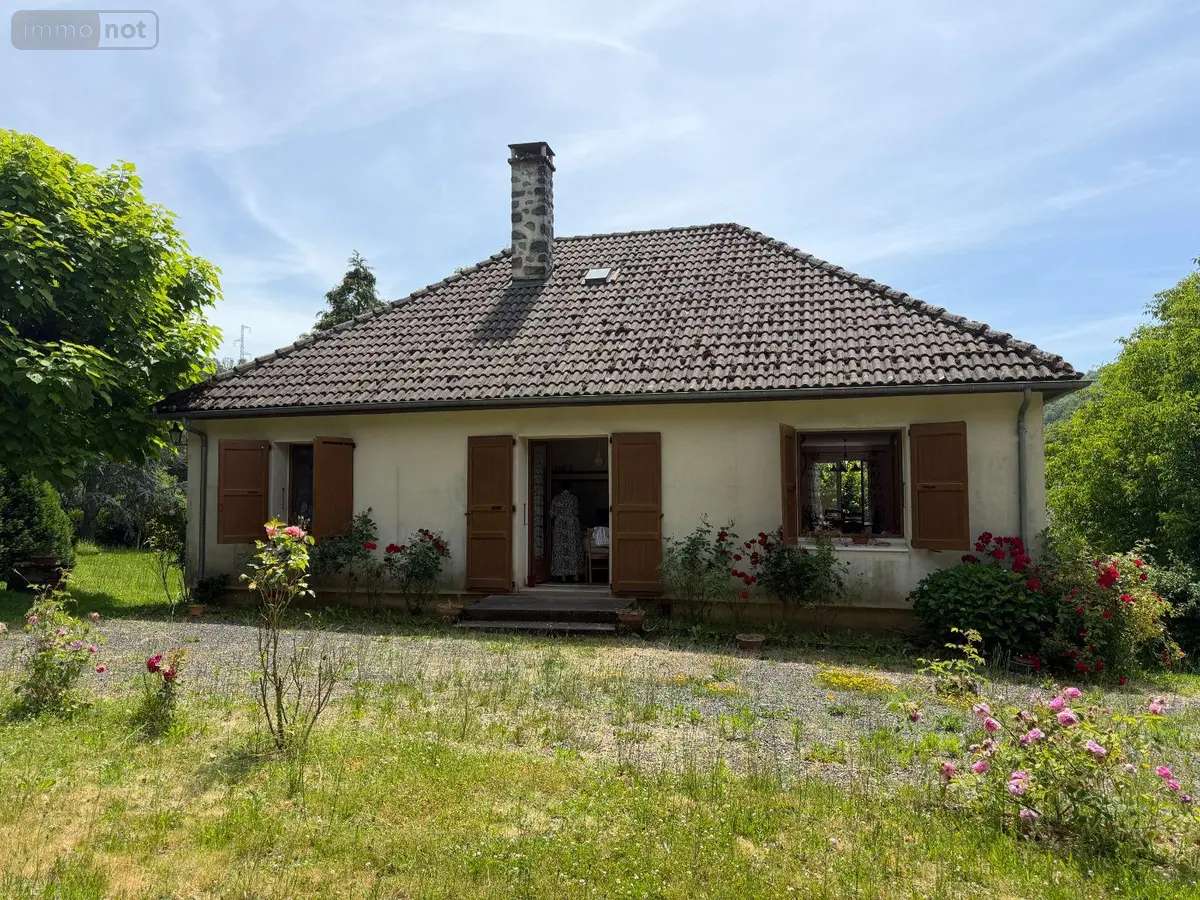 Maison a vendre Saint-Martin-Valmeroux 15140 Cantal 15 6 pièces 148400 euros 15060/1298 001