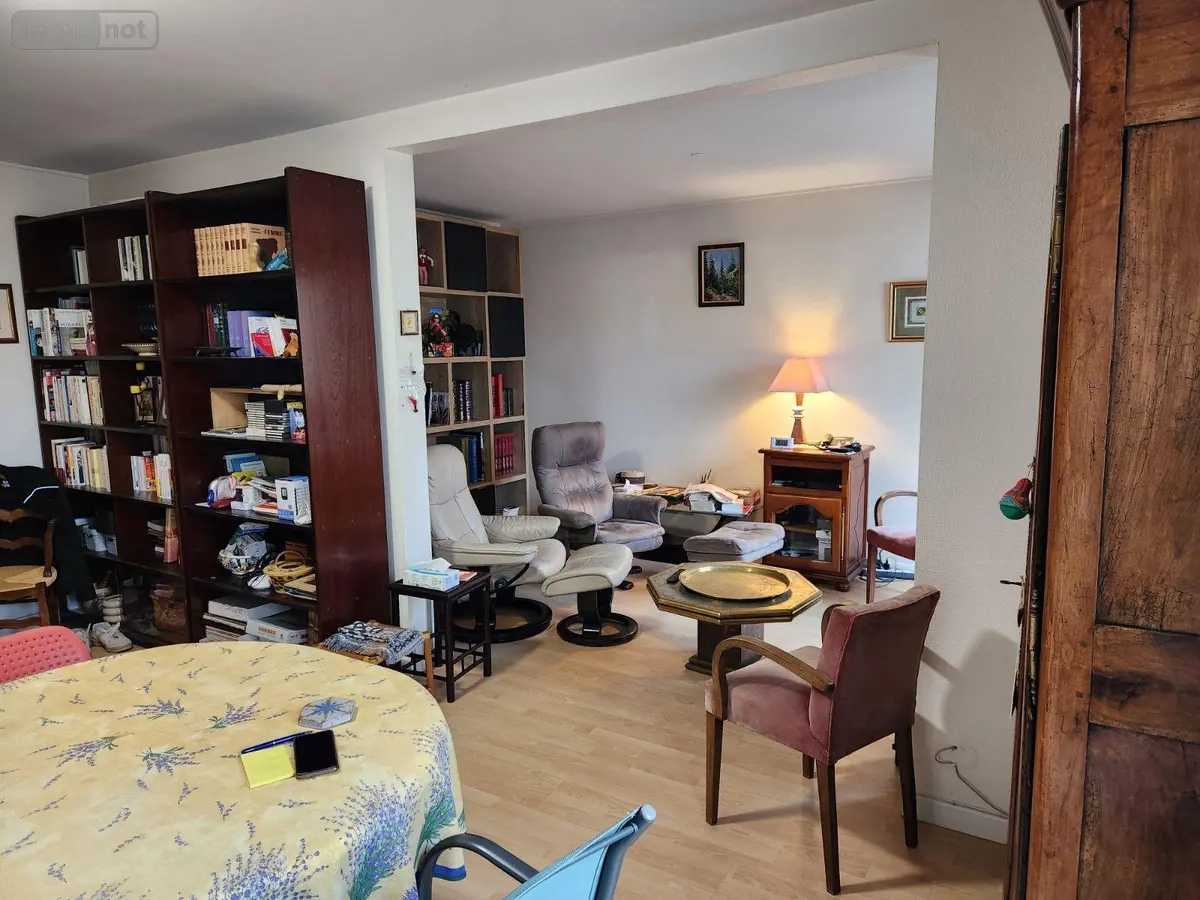 Appartement a vendre La Flèche 72200 Sarthe 72 76 m2 4 pièces 103880 euros 1275 001