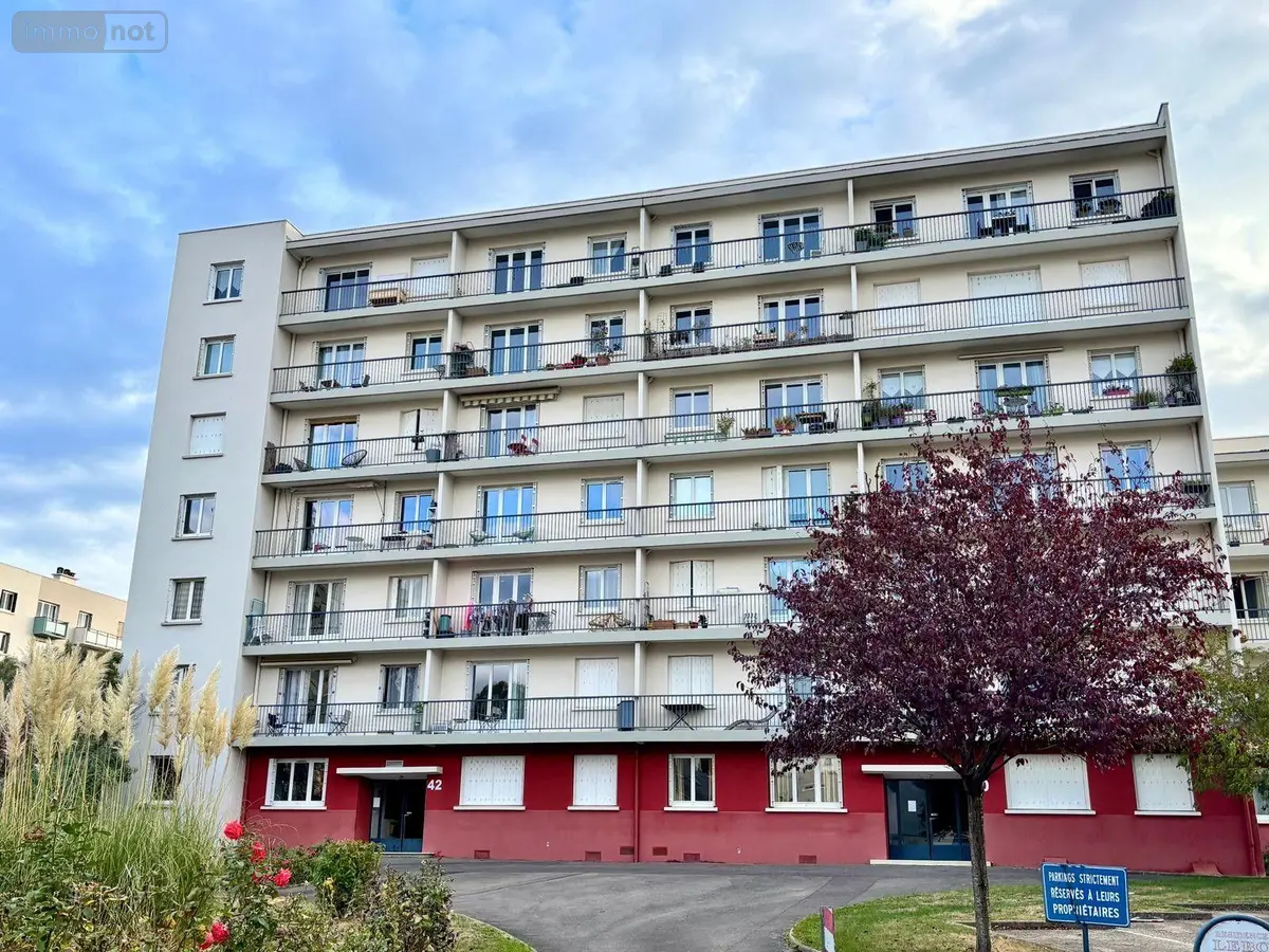Appartement a vendre Rennes 35000 Ille-et-Vilaine 35 60 m2 3 pièces 146720 euros VR/151 001