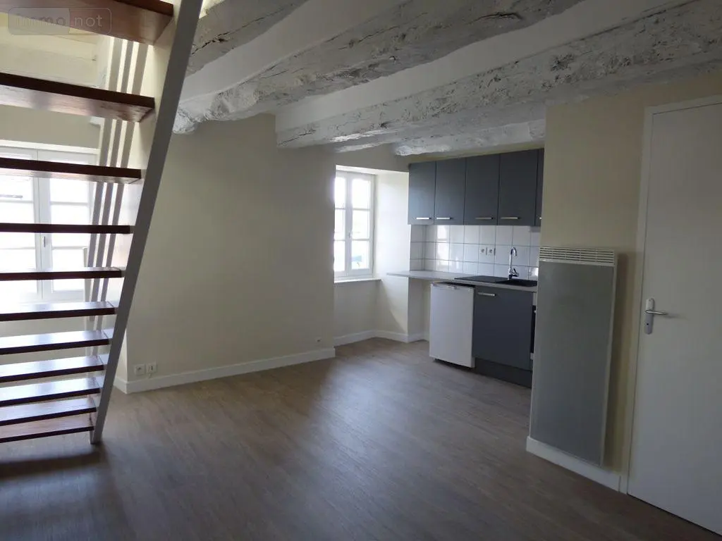 Location appartement Hédé-Bazouges 35630 Ille-et-Vilaine 35 28 m2 2 pièces 490 euros 020/671 001