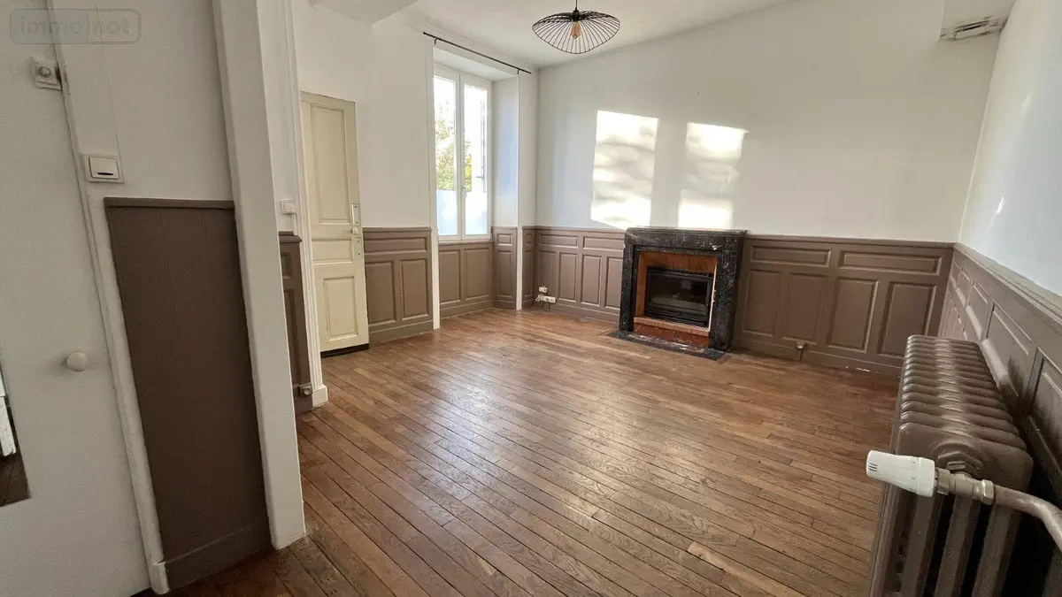 Location appartement Vitré 35500 Ille-et-Vilaine 35 76 m2 3 pièces 778 euros 35142-102 001