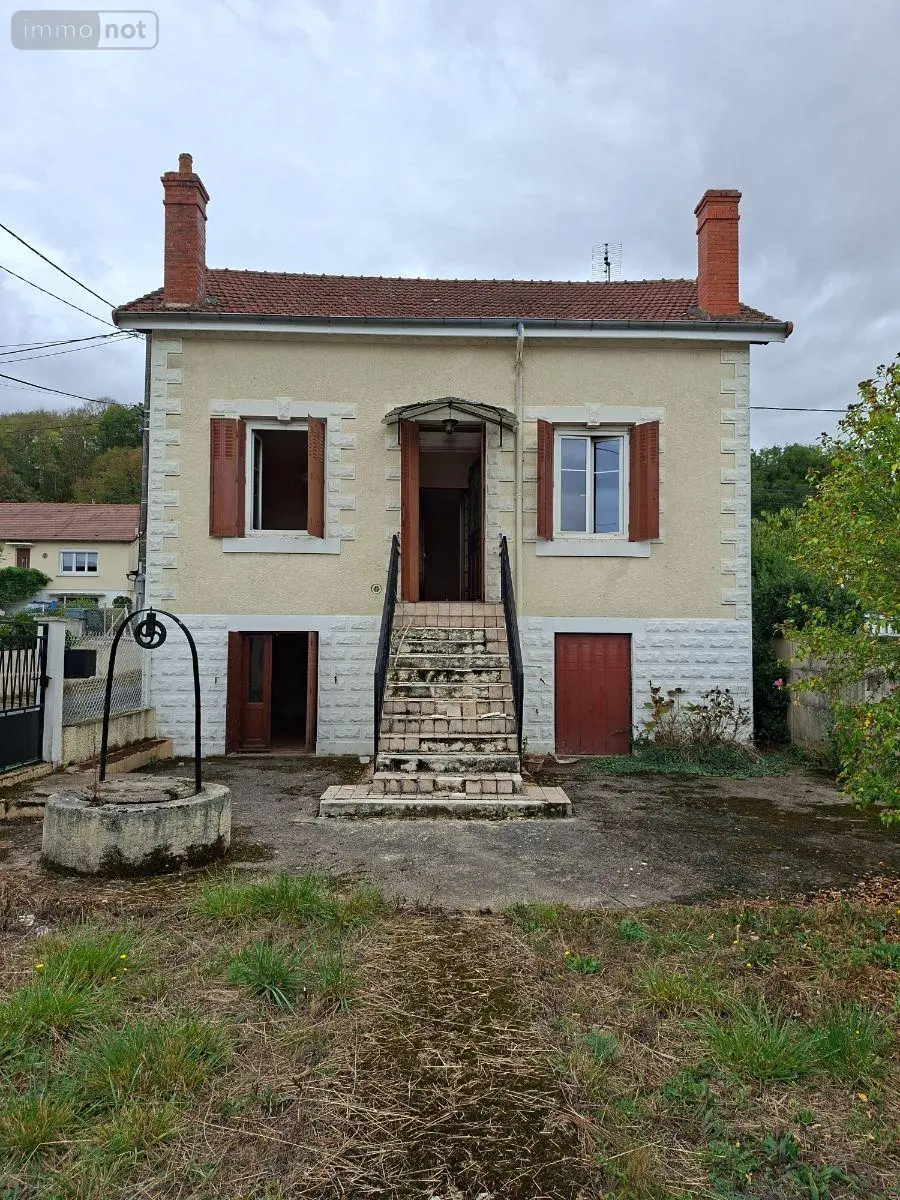 Maison a vendre Saint-Amand-Montrond 18200 Cher 18 56 m2 59000 euros 260143 001