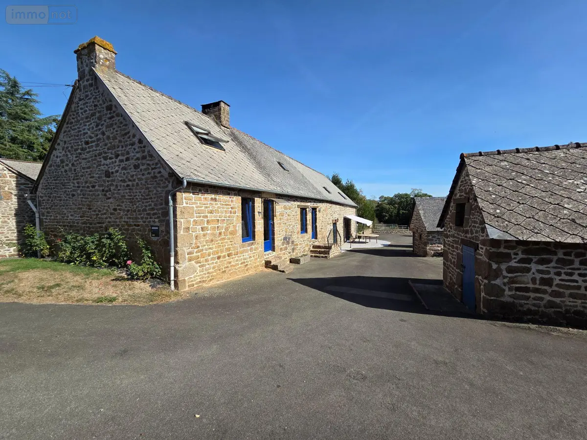 Maison a vendre Ambrières-les-Vallées 53300 Mayenne 53 174 m2 9 pièces 218400 euros 53075DLS26028 001