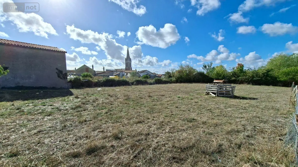Terrain a batir a vendre Argentonnay 79150 Deux-Sèvres 79 28800 euros AGM 343* 001