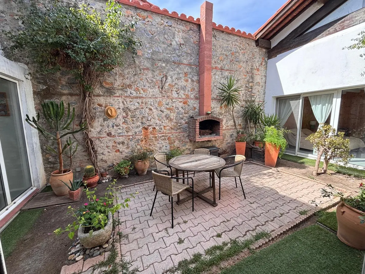 Maison a vendre Perpignan 66000 Pyrénées-Orientales 66 200 m2 6 pièces 374000 euros 33010/235 001