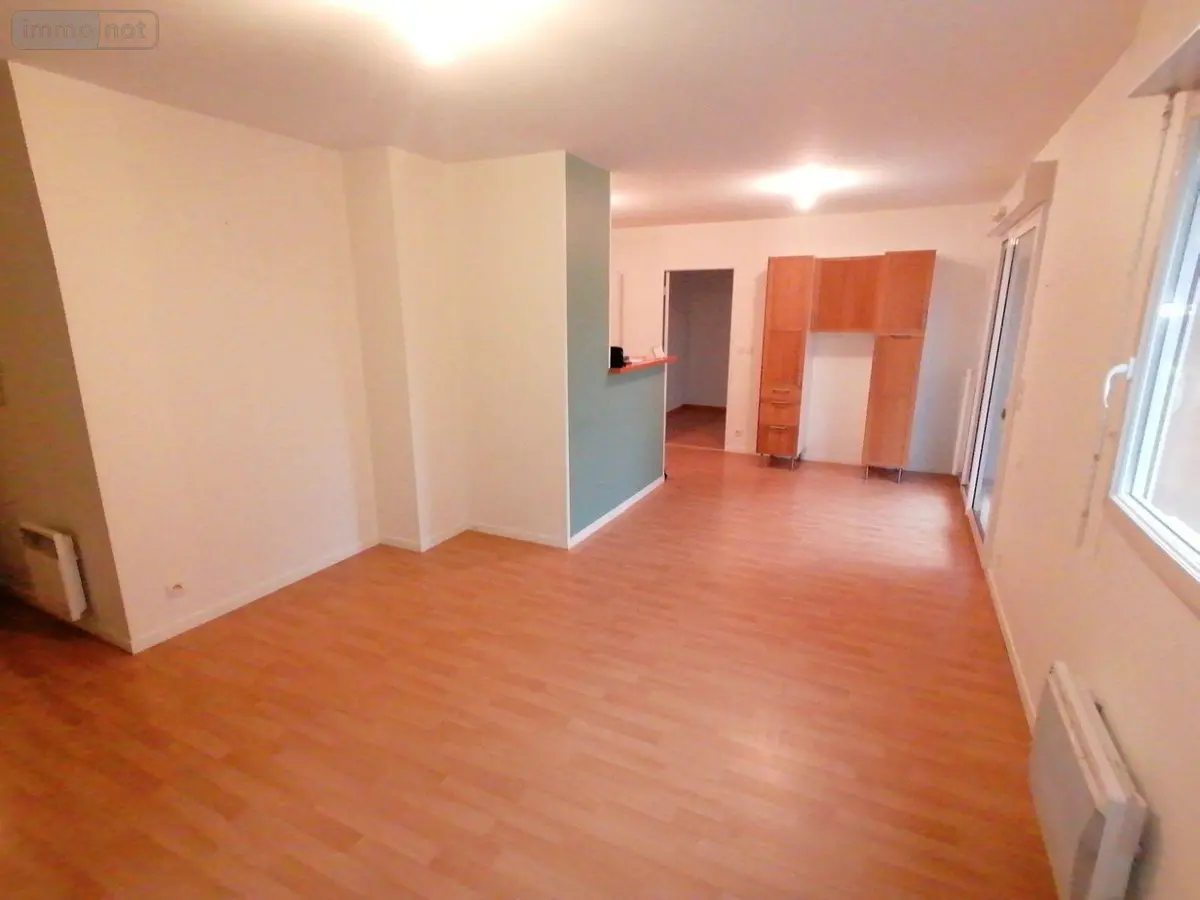 Location appartement Noyal-Châtillon-sur-Seiche 35230 Ille-et-Vilaine 35 61 m2 3 pièces 757 euros 35129-7099 001